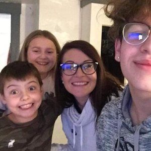 Meet your Posher, Allicia